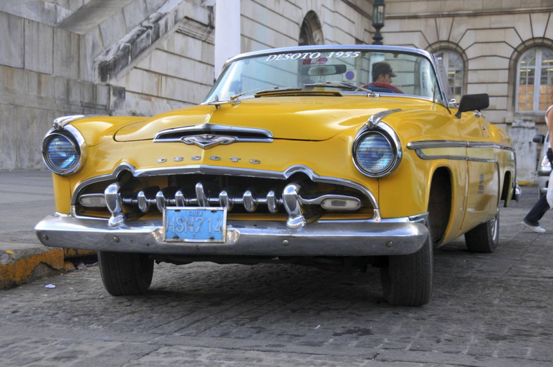 Illustration for article titled Even More Old Cars Down On The Cuban Street